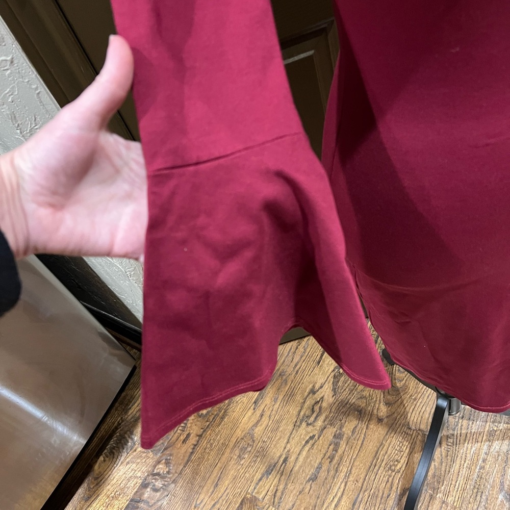 All She Wants Burgundy Off-the-Shoulder Midi Dress Size Small - Picture 5 of 7